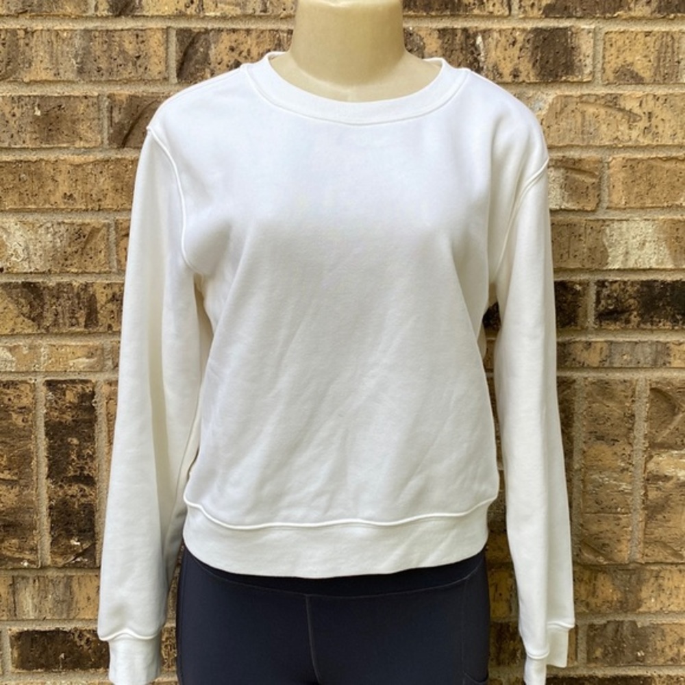 Fabletics Crewneck Size Medium - image 4